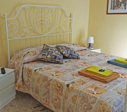 B&B Tanese
