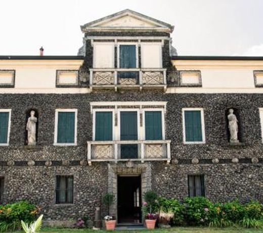 Villa Fava