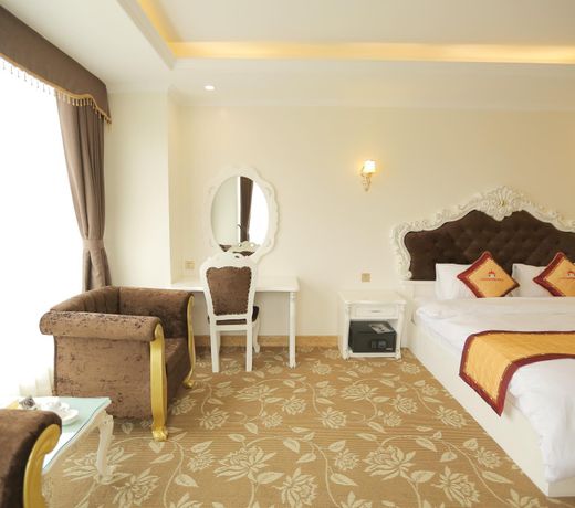 Lao Cai Royal Hotel