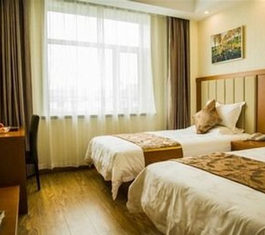 GreenTree Eastern Changchun FAW West Station Hotel