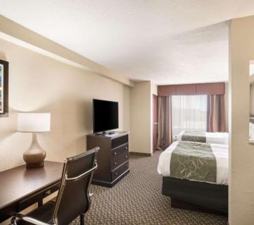 Comfort Suites Forsyth near I-75