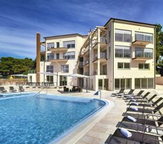 Premantura Resort - Hotel & Restaurant