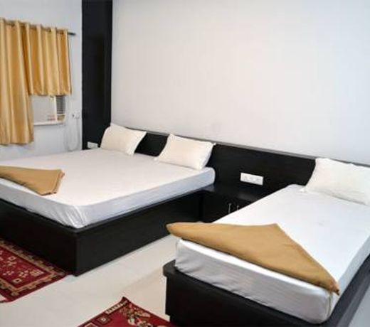 Nagina Palace