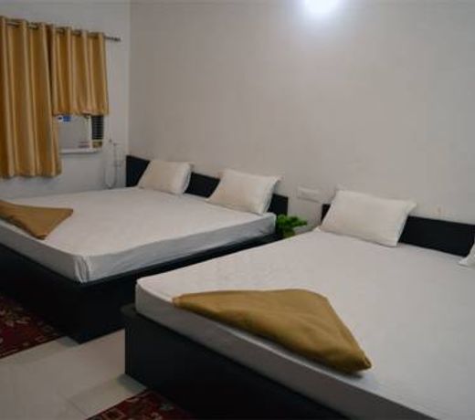 Nagina Palace
