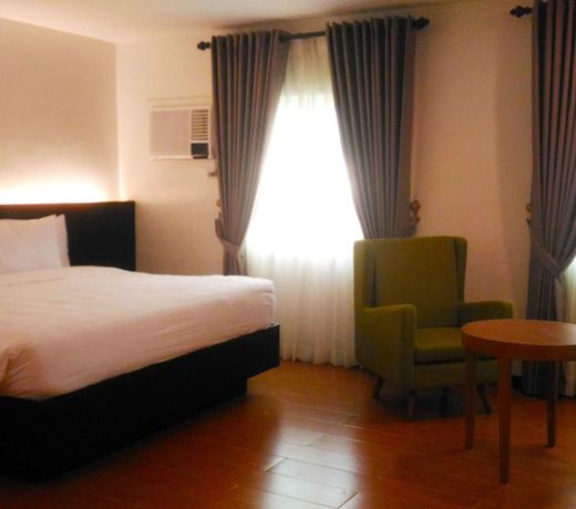 Top Star Hotel Oton