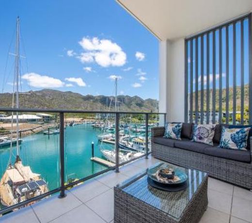 Absolute Waterfront Magnetic Island