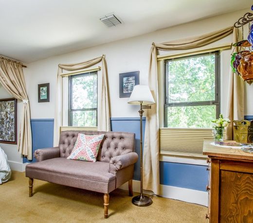 Oak Hill Bed & Breakfast