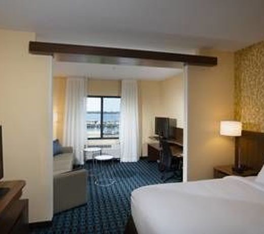 Fairfield Inn & Suites by Marriott Detroit Lakes