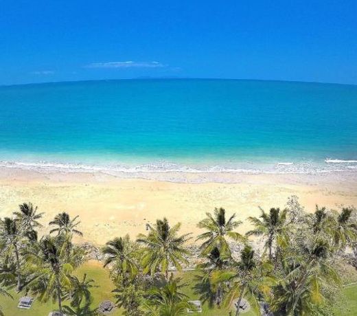 ABSOLUTE BEACH FRONT MACKAY - Blue Pacific