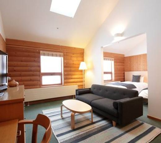Log Hotel The Maple Lodge