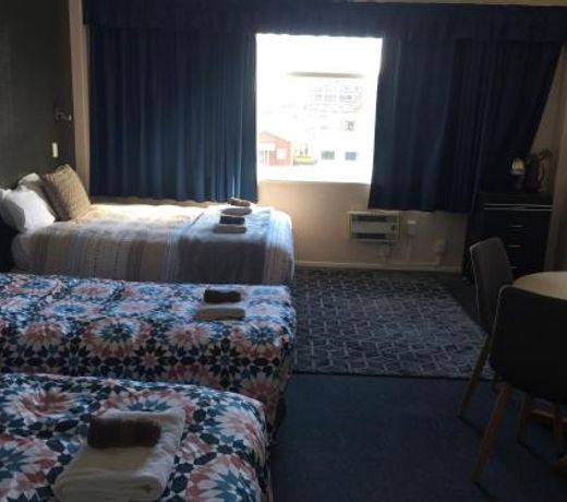 Mid City Motor Lodge