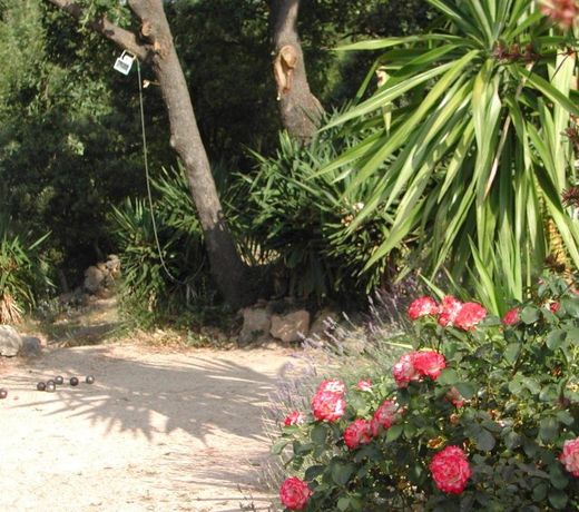 Villa Pharima