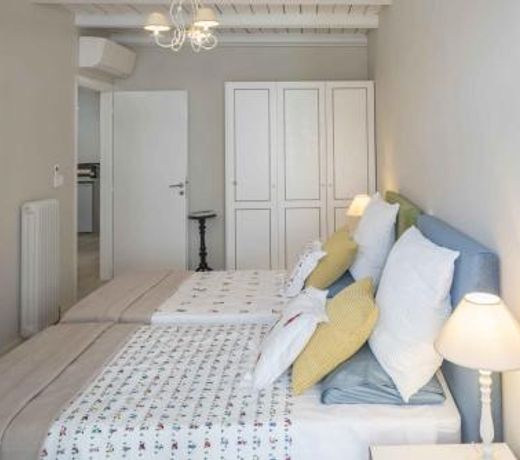 Athenian House in Plaka Villa by Athenian Homes