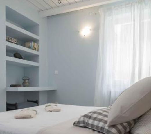 Athenian House in Plaka Villa by Athenian Homes