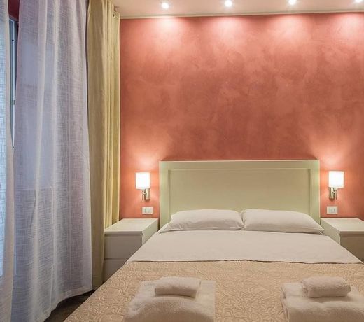 Vela Rooms