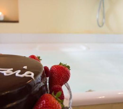 Romantic Suite Canelles