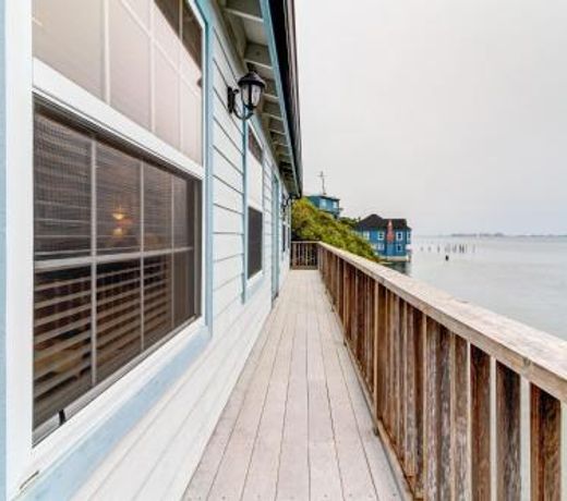 Bayside Cottage