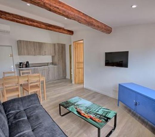 402-Appartement rue James Close
