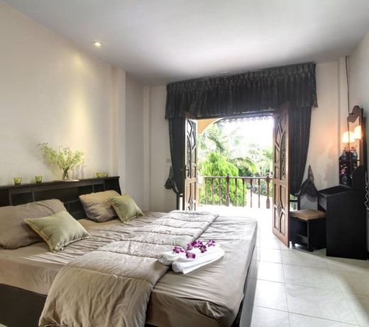 Surin Jungle Villa