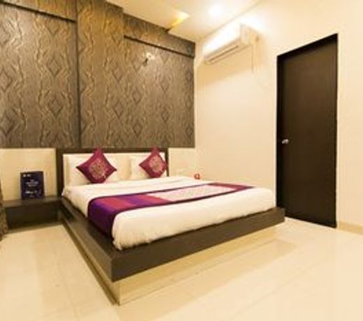OYO 8717 Everest Inn Hotel