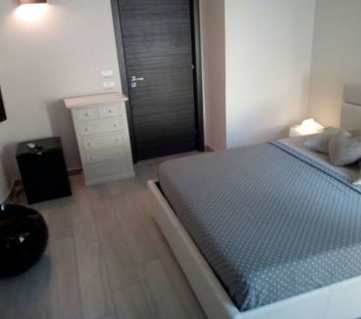 White Club Residence