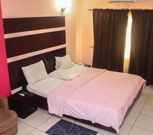 Martinos Hotel