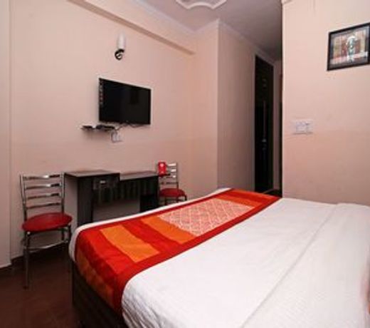 OYO 6343 Hotel City Rooms Greater Noida