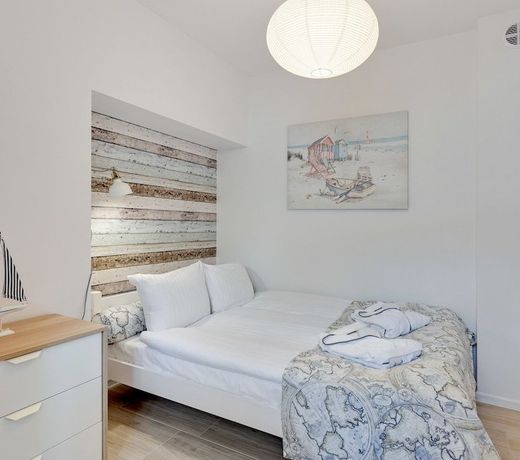 Lion Apartments - La Playa
