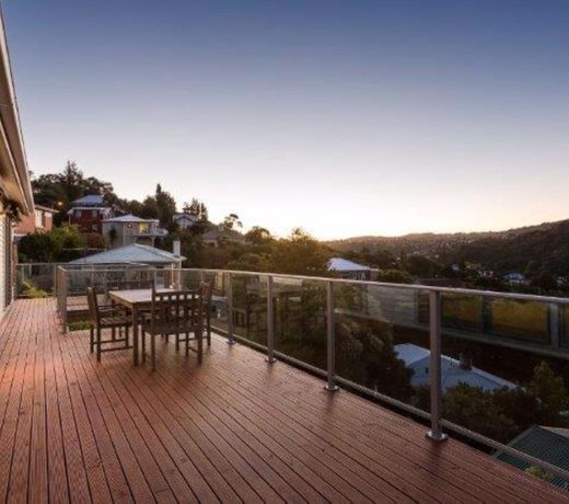 Baldwin Street Retreat
