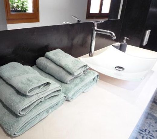 ZEN studio - maison alsacienne - lit KING SIZE