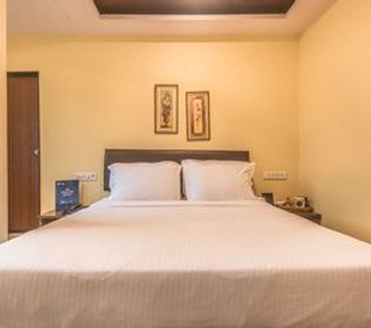 OYO Flagship 568 Bandra Mumbai
