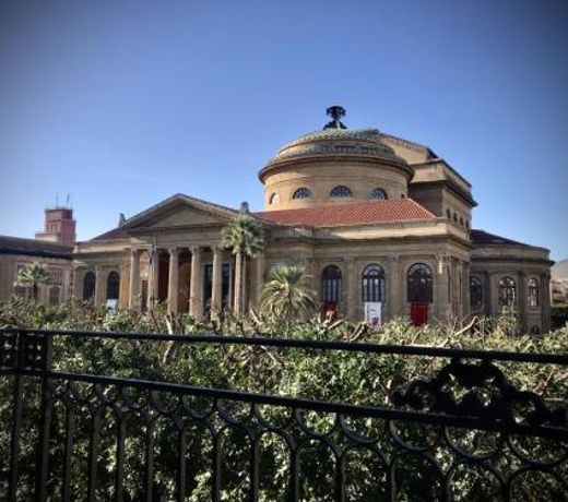 Porta Maqueda
