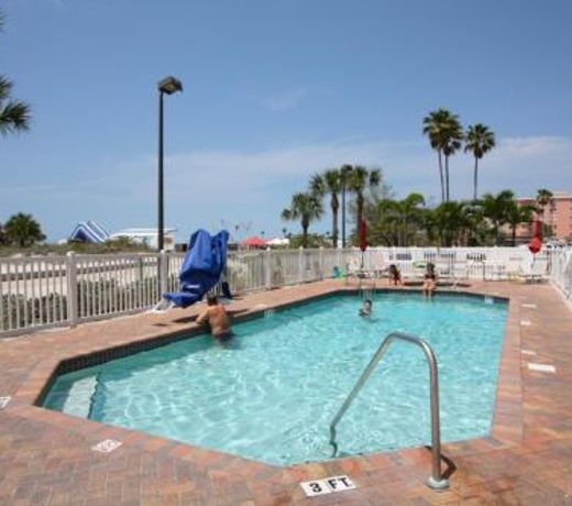 206 - Surf Beach Resort