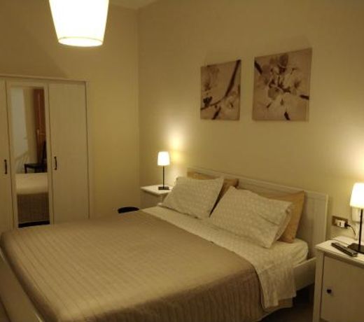 Isi GuestHouse