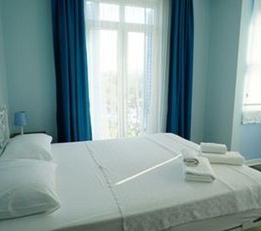 Zeytin Arası Apart Otel