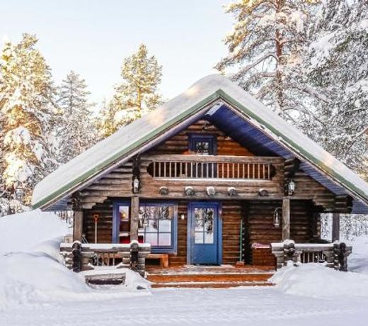 Holiday Home Tikkatupa