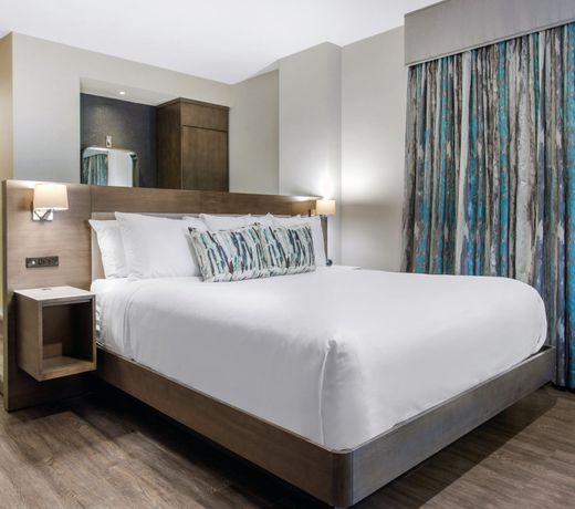 Cambria Hotel Philadelphia Downtown Center City
