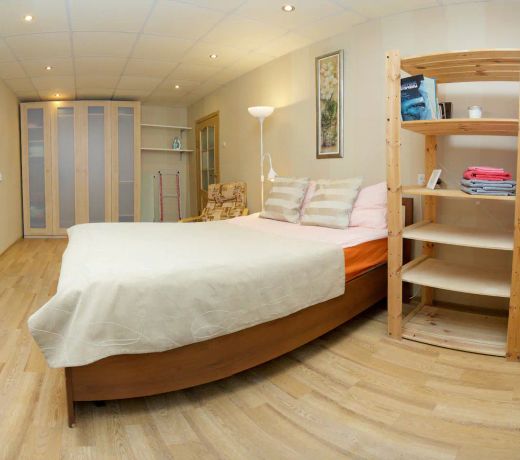 Apartment on Yesenina 8/1