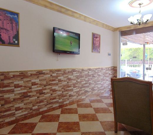 Al-Nujoom Hotel Suites