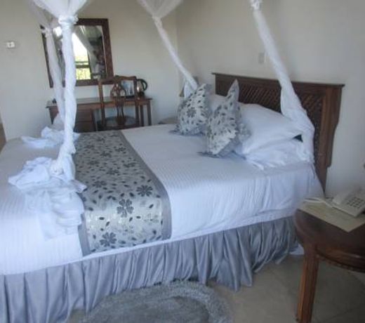Sundown Carnival Lodge