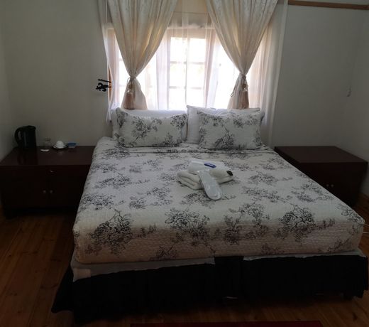 Ui Elemea Suites