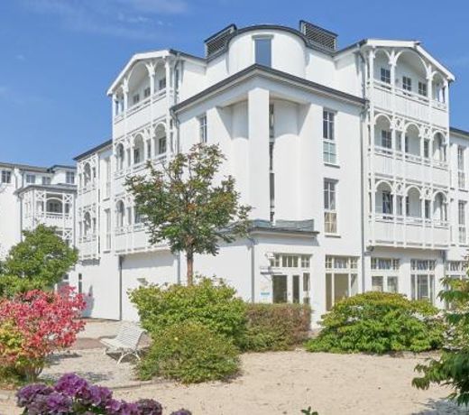 Apartment Seepark Sellin-4 by Interhome