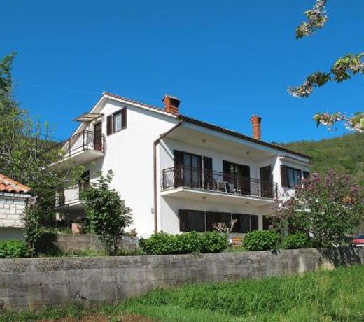 Apartment Luka - LOV218