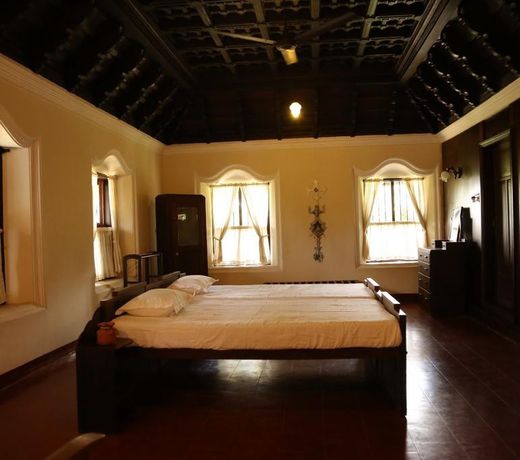 VILLA DE PARRAI