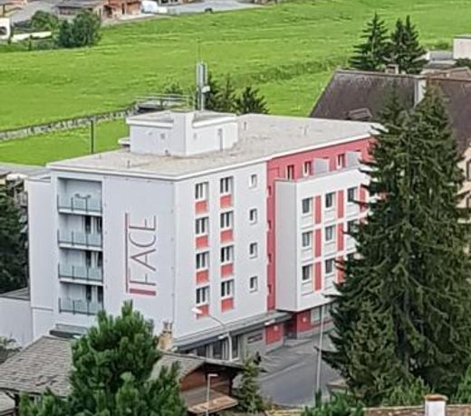 Face Aparthotel