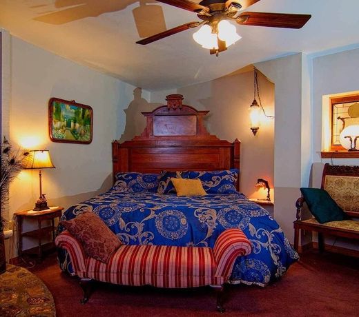 Benton Place Inn