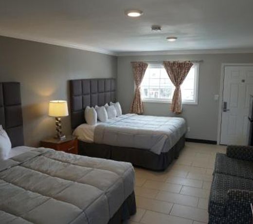 Sunrise Inn