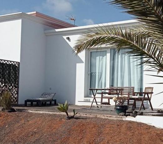 Quintero Suites