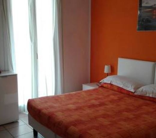 Hotel Holiday Center