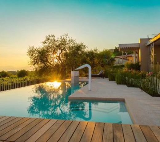 San Colombano Suites